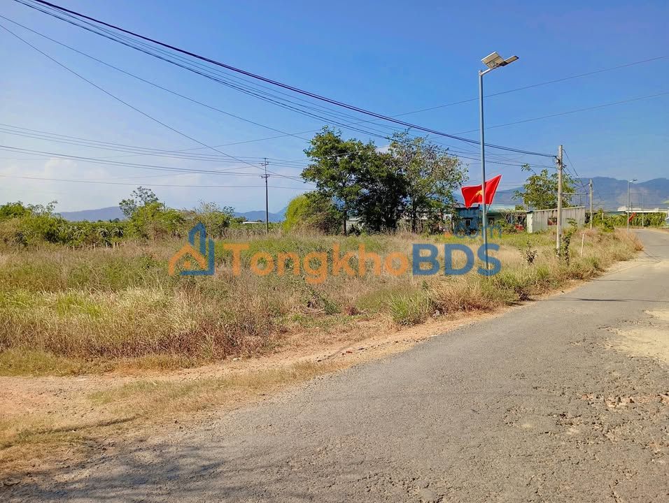 Đất nền Hàm Thạnh 1.700m² 3.9 tỷ - Sổ đỏ chính chủ