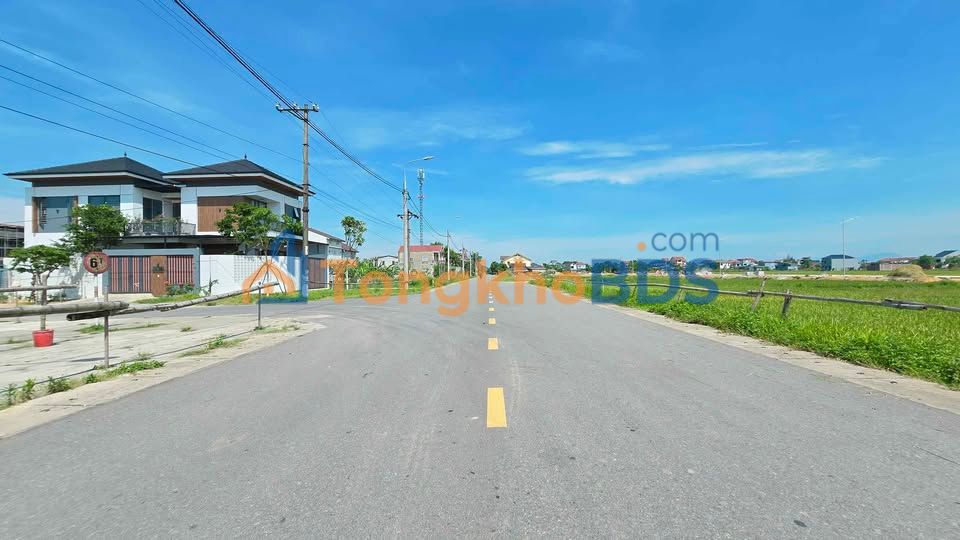 Đất nền Đường Đặng Tất Hà Tĩnh 200m² 6 tỷ - Đường to ô tô