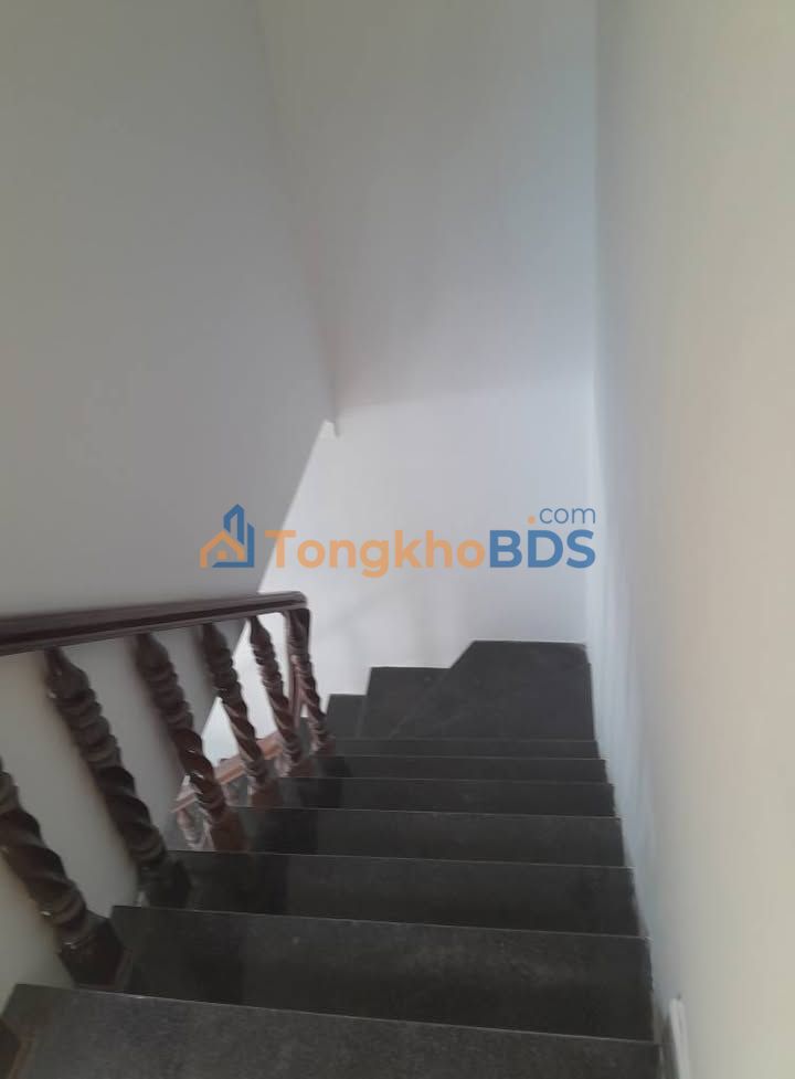 Nhà mặt tiền Thắng Nhì 150m² 8.5 triệu - Sẵn ở ngay