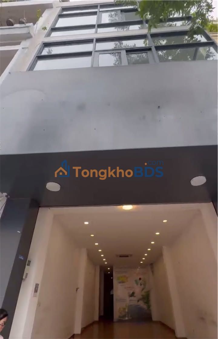 Nhà riêng Ngô Gia Tự 126m² 35 triệu - Sẵn sàng ở ngay