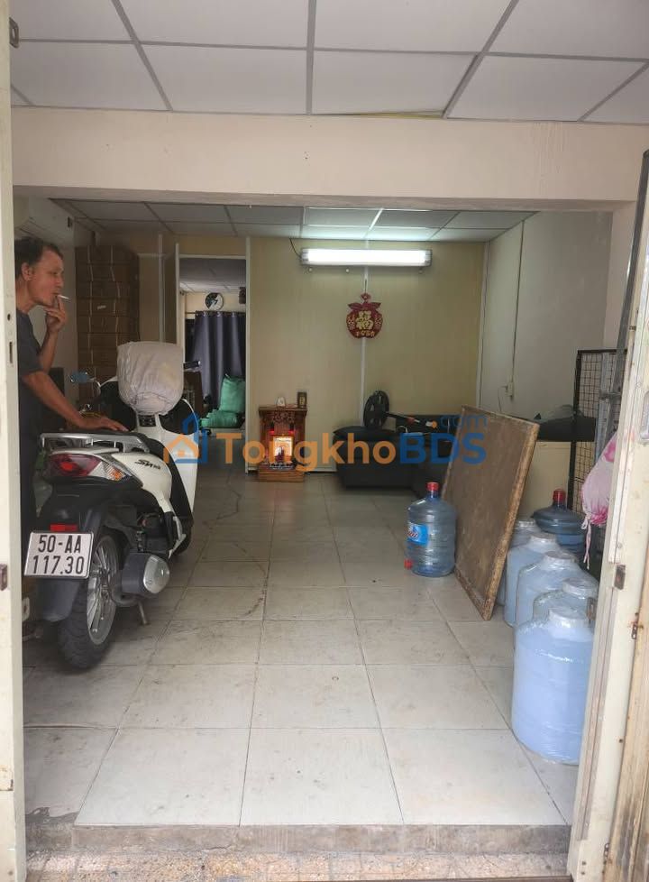 Mặt bằng 237 Hòa Bình Tân Phú 20m² 5 triệu - Mặt tiền kinh doanh