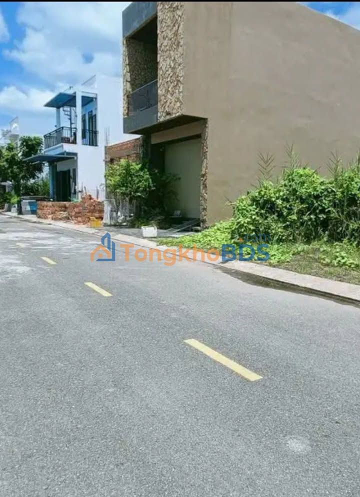 Đất nền Long Xuyên 80m² 1.83 tỷ - Sổ đỏ chính chủ