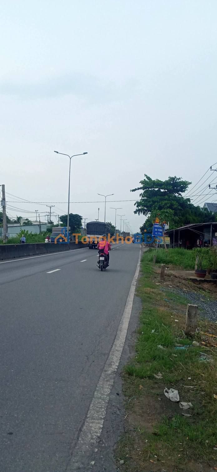 Đất nền 385m² Bến Lức Long An 4.9 tỷ - Sổ đỏ chính chủ