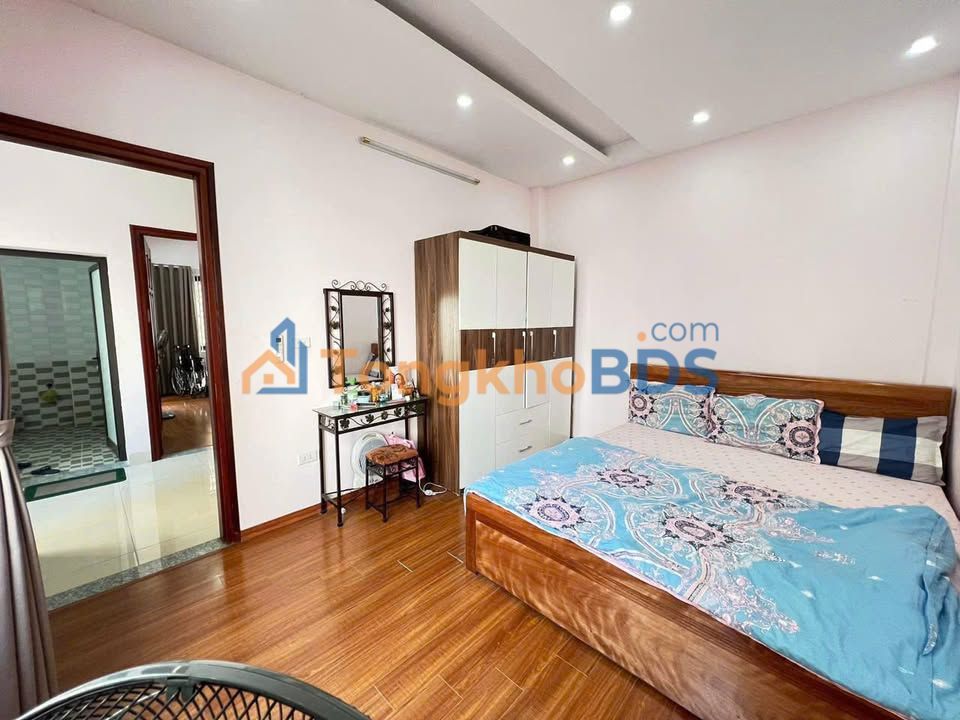 Phòng trọ Trần Cung Cầu Giấy 3,3-3,5tr - Sẵn sàng ở ngay