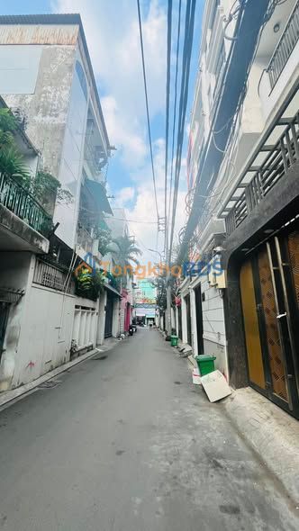 Nhà 4 Tầng 5PN Trần Bình Trọng, Phú Nhuận - 52m² Giá 8.65 Tỷ