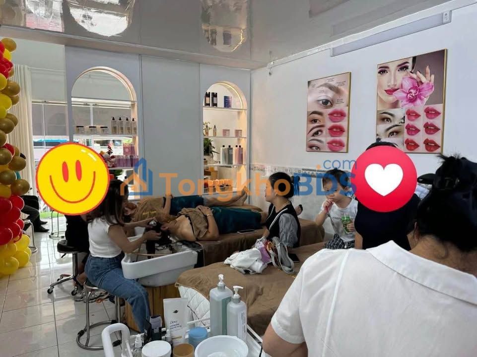 Nhà phố Dĩ An MT Trần Hưng Đạo 60m² 120 triệu - KD đắc địa