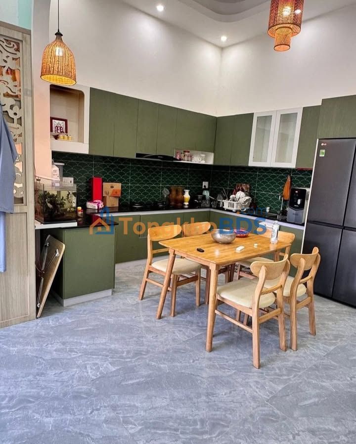 Nhà riêng Hoàng Hoa Thám 103m² giá 1.6 tỷ - Chính chủ