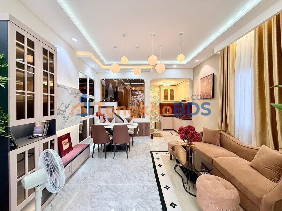 Nhà riêng Huỳnh Văn Bánh 90m² 6 tỷ - Sẵn sàng ở ngay