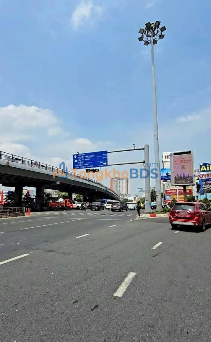 Nhà Bạch Đằng Bình Thạnh 59m² 12 tỷ - Ô tô vào tận nhà