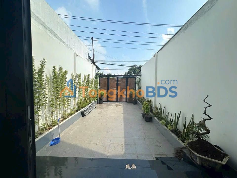 Nhà DT 743 Đông Hòa Dĩ An 128m² 8 tỷ - Mặt tiền kinh doanh