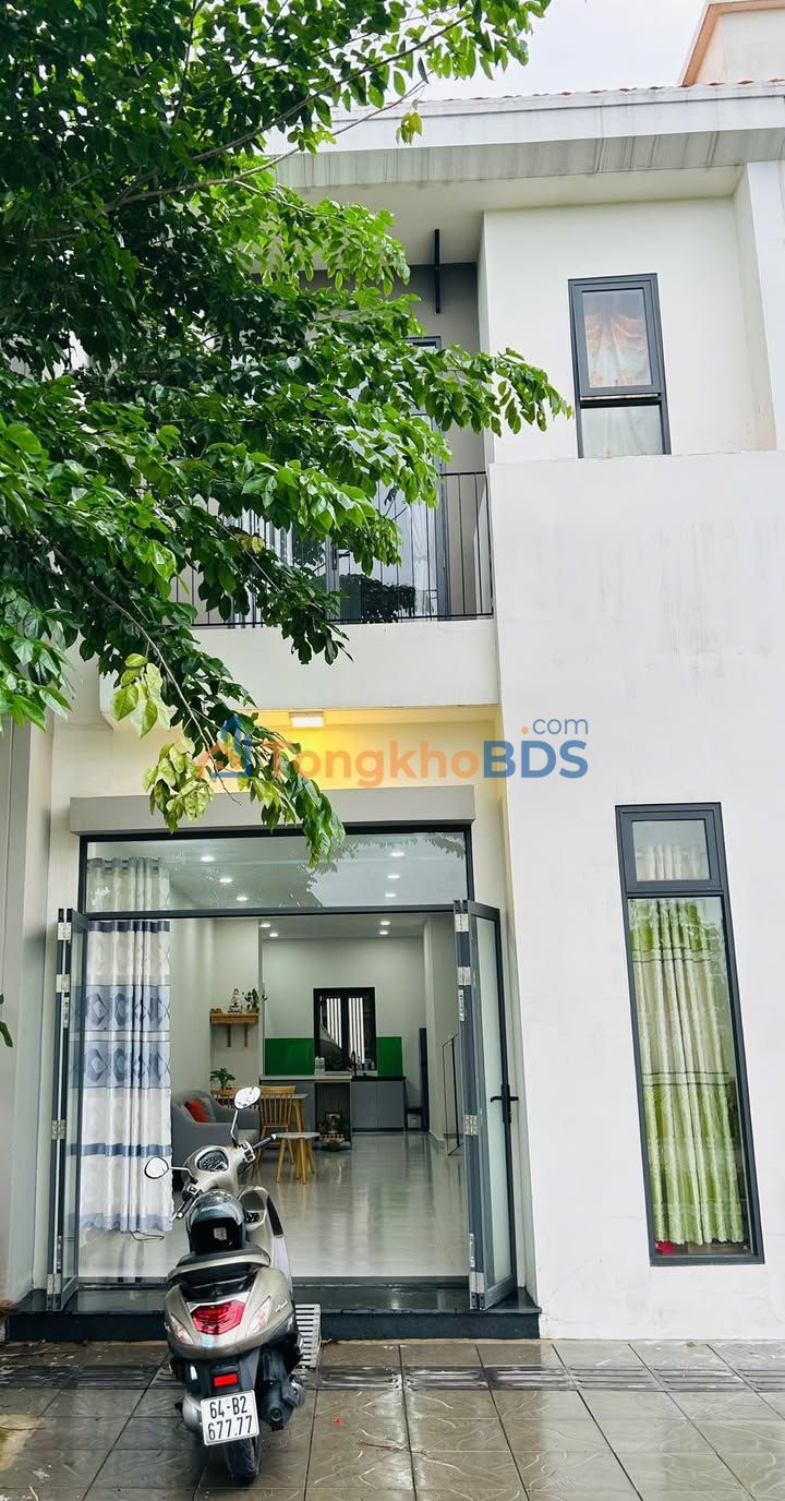 Nhà nguyên căn KDC Hòa Lợi Bến Cát 126m² 8,5 triệu - Full nội thất ở ngay