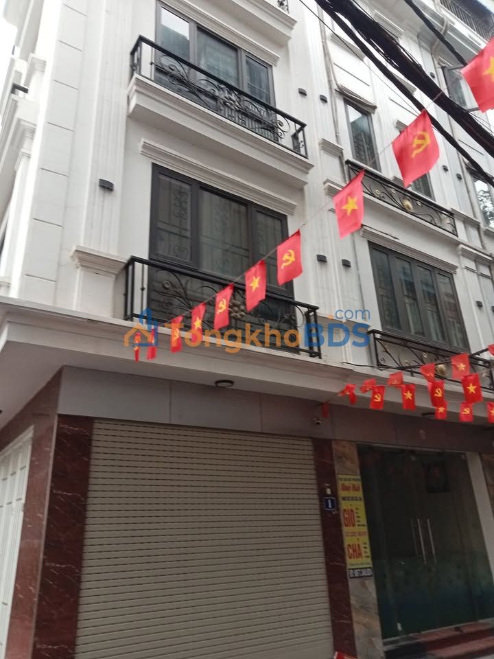 Nhà riêng Lĩnh Nam Hoàng Mai 30m² 7.4 tỷ - Chính chủ bán