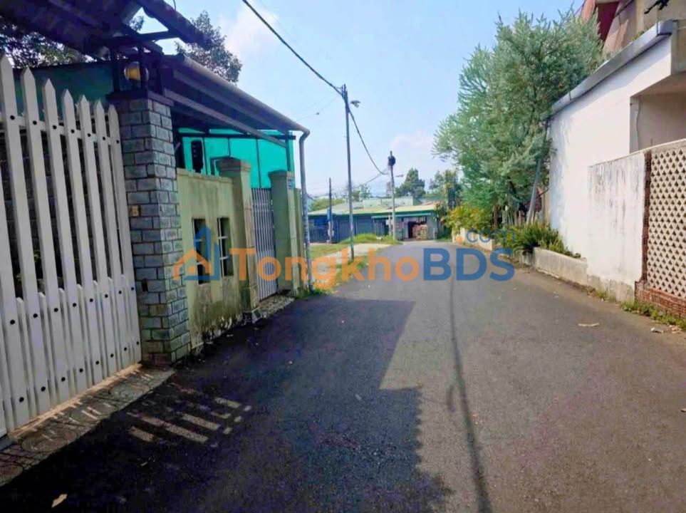 Đất Nguyễn Hữu Chỉnh Tân Bình 130m² 2.5 tỷ – Sổ đỏ chính chủ