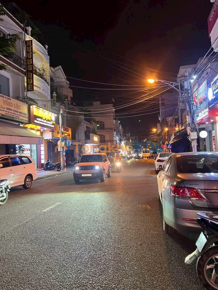 Nhà phố Phù Đổng, Nha Trang 98m² 14.7 tỷ - Ô tô vào tận nhà