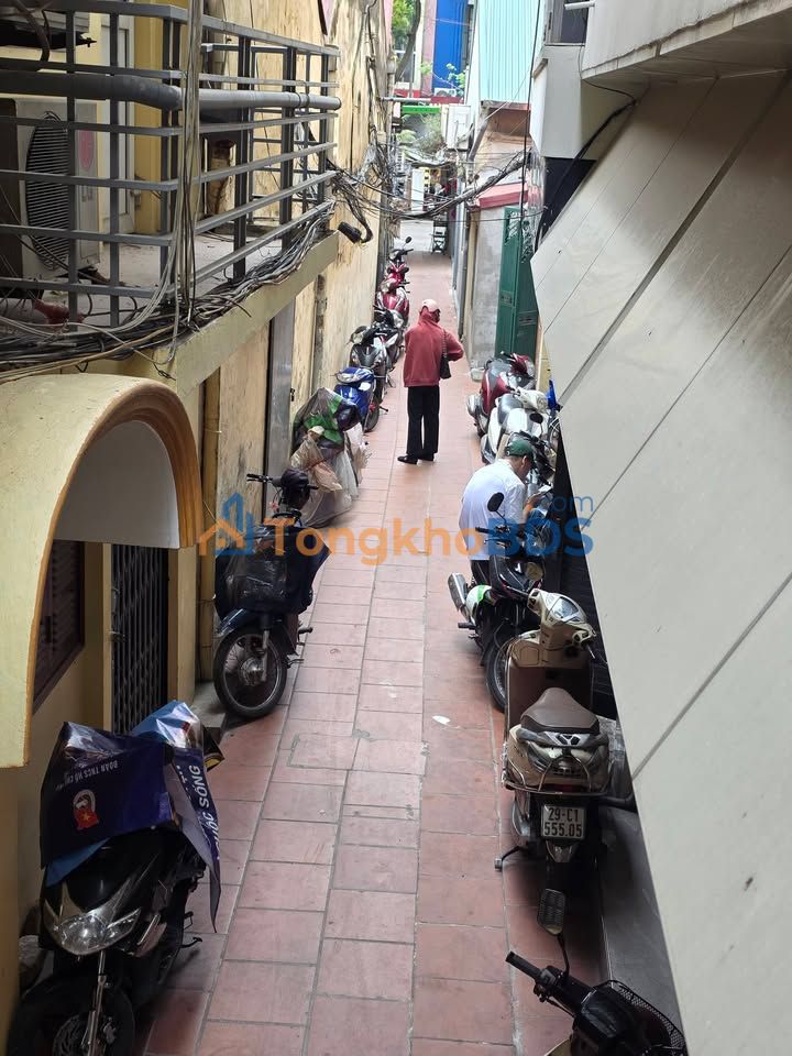 Căn hộ Hàng Bông 30m² 3 tỷ - View đẹp, bàn giao ngay