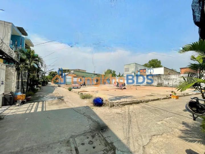 Đất nền Tân Xuân Hóc Môn 137m² 4.9 tỷ - Xây dựng tự do