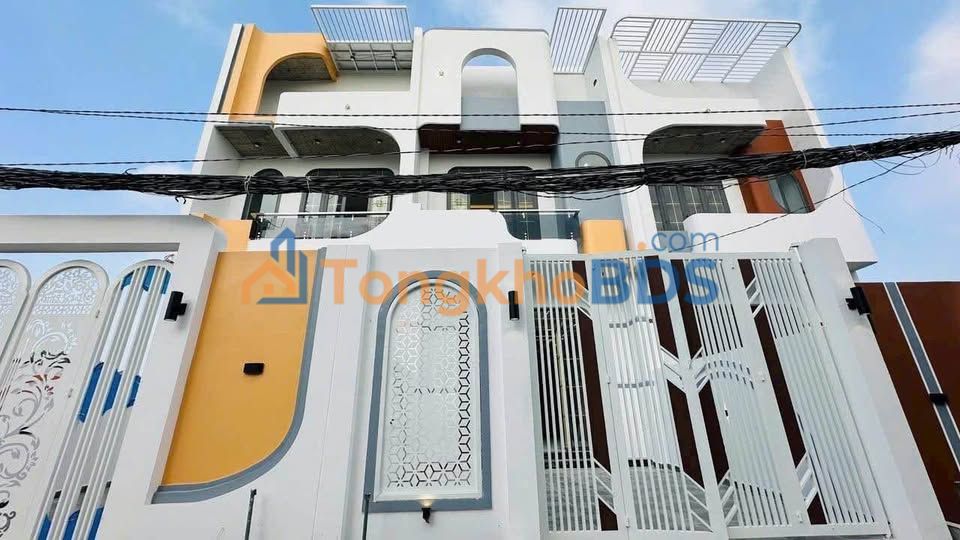 Nhà riêng Đường DT14 Long Thượng 100m² giá 2.95 tỷ - Ô tô vào tận nhà