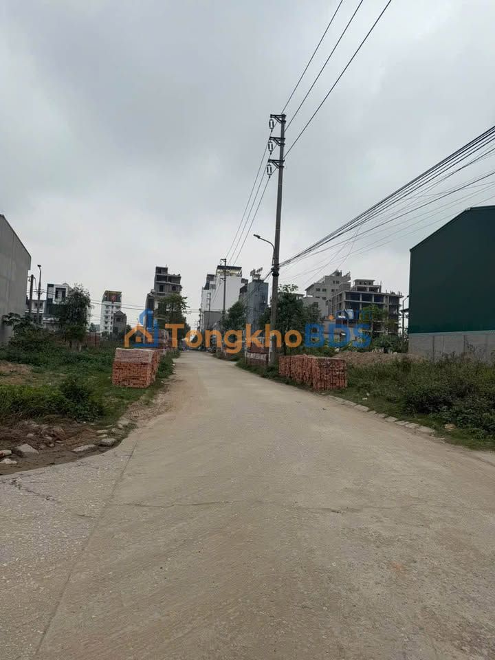 Đất nền Thị trấn Bố Hạ 72m² 3.3 tỷ - Lô góc đường to ô tô