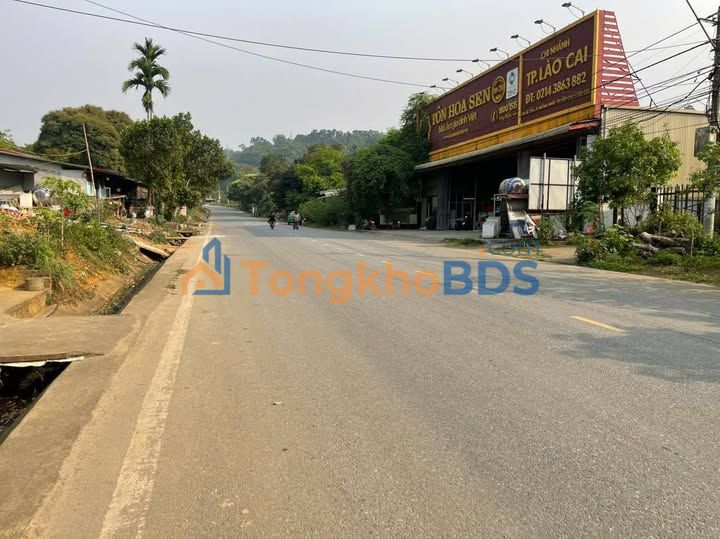 Đất nền Quốc lộ 4E Lào Cai 120m² 1.25 tỷ - Đường to ô tô