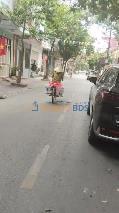 Nhà mặt phố Đặng Quốc Trinh Hải Dương 80m² 3 tỷ - Mặt tiền KD