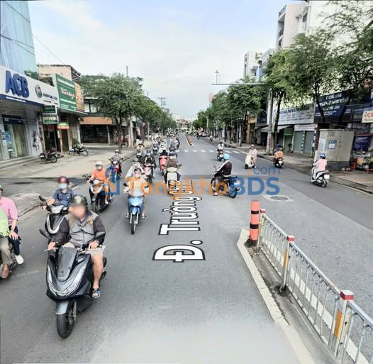 Nhà riêng Trường Chinh 60m2 6.7 tỷ - Ô tô vào tận nhà