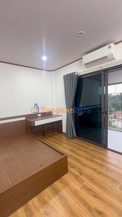 Căn hộ Bát Khối Long Biên 5,5 triệu - Bàn giao ngay