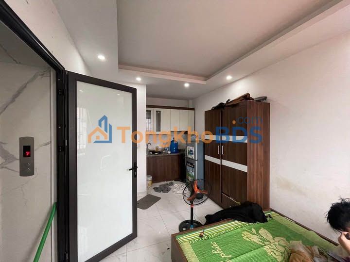 Nhà riêng Lai Xá 40m² giá 7 tỷ - Ô tô vào tận nhà, full nội thất