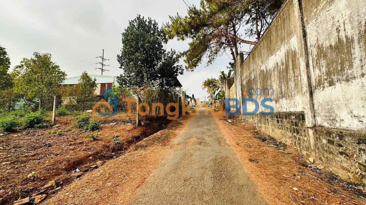 Đất Phan Huy Ích Pleiku 350m² 2.3 tỷ - Sổ đỏ