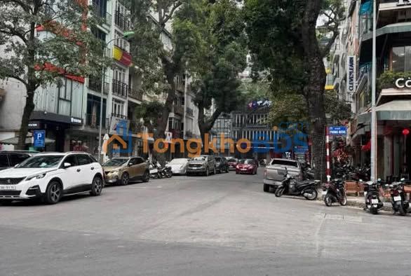 Nhà phố Nguyễn Du 70m² 20 tỷ - Mặt tiền kinh doanh