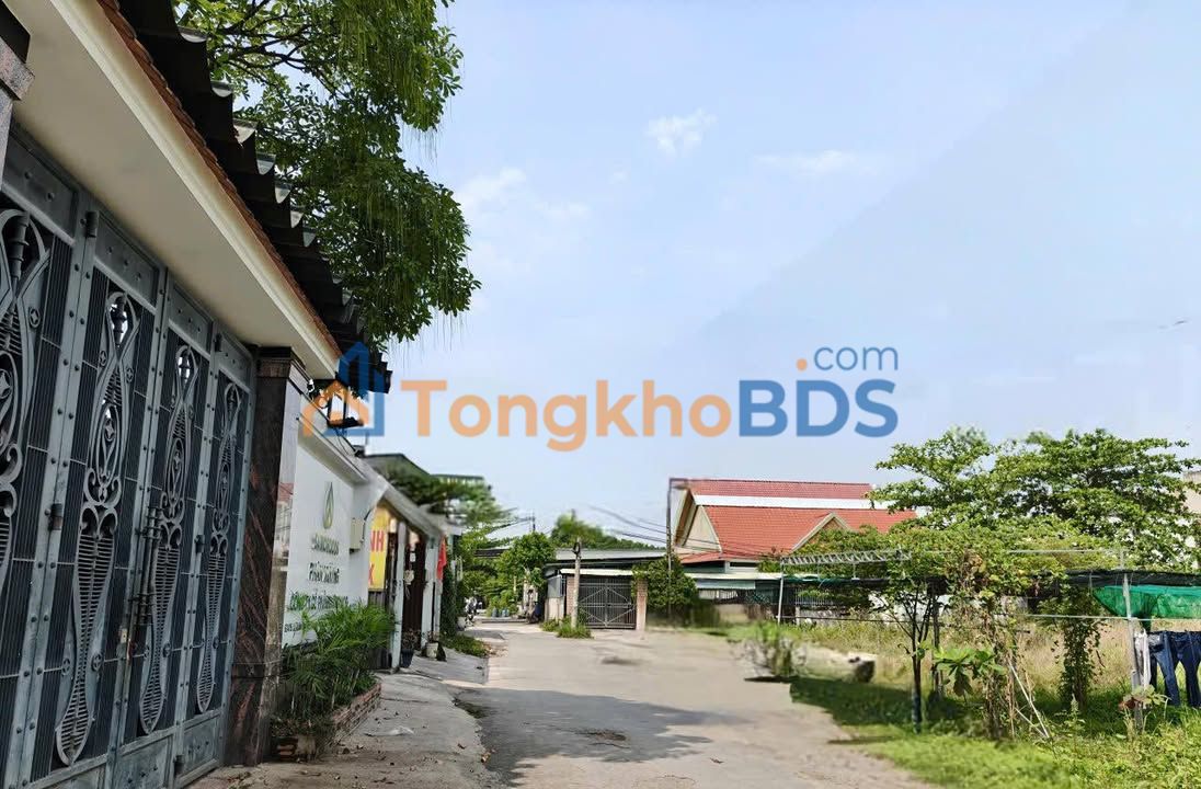 Đất Long Trường Thủ Đức 62m² 4.2 tỷ - Sổ đỏ chính chủ