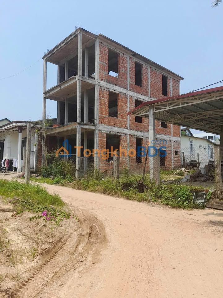 Nhà Nguyễn Chí Thanh Đông Hà 96m² 1.3 tỷ - Chính chủ