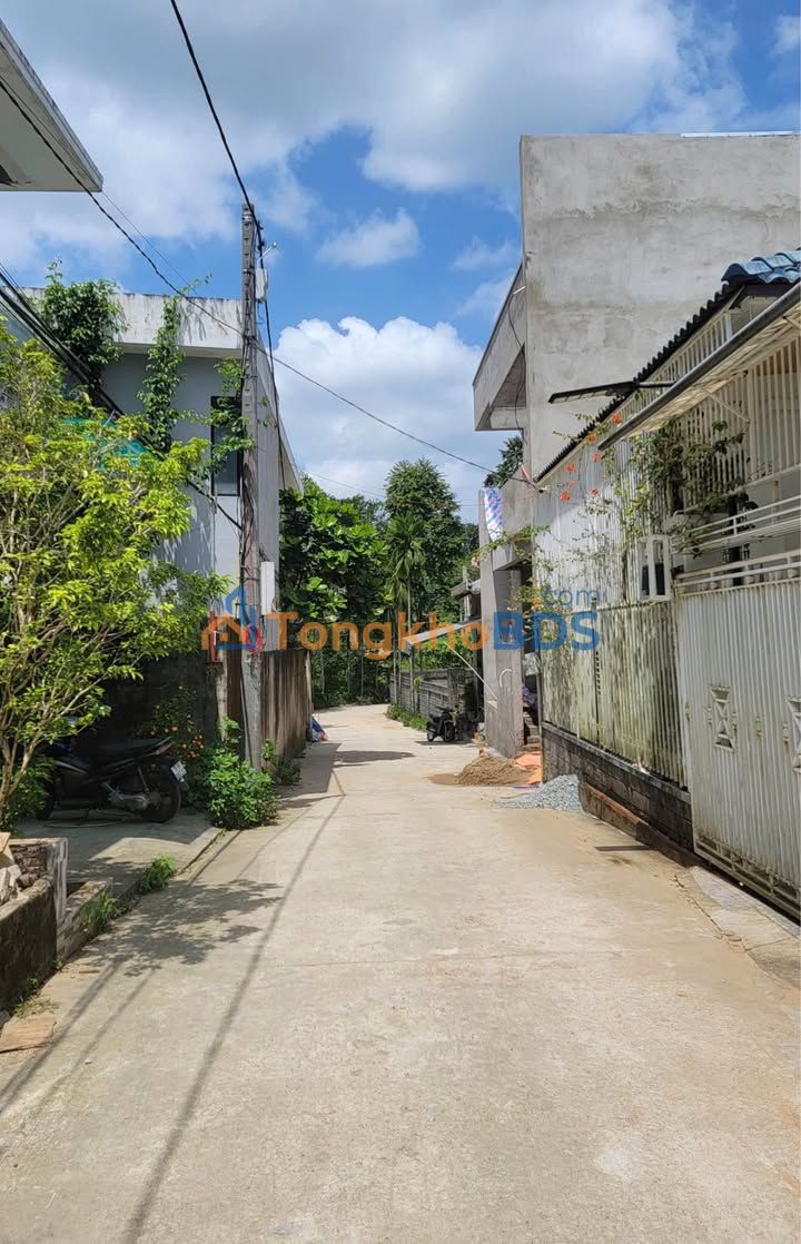 Townhouse Quảng Tế 100m²/2.3 tỷ - Kinh doanh mặt tiền