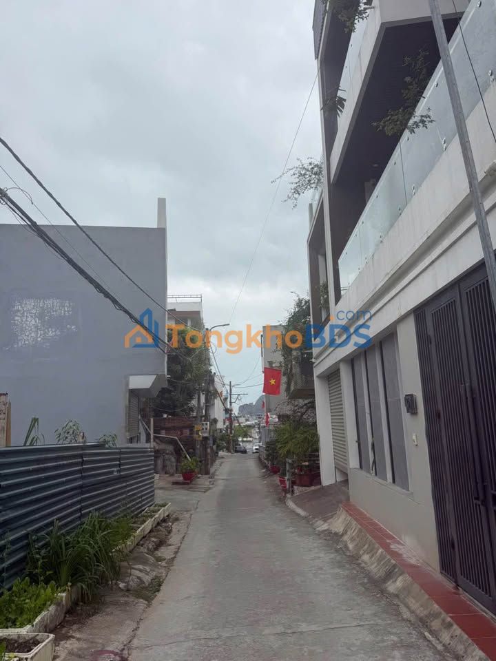 Đất nền Hồng Gai Hạ Long 76m² 3 tỷ - Đường to ô tô