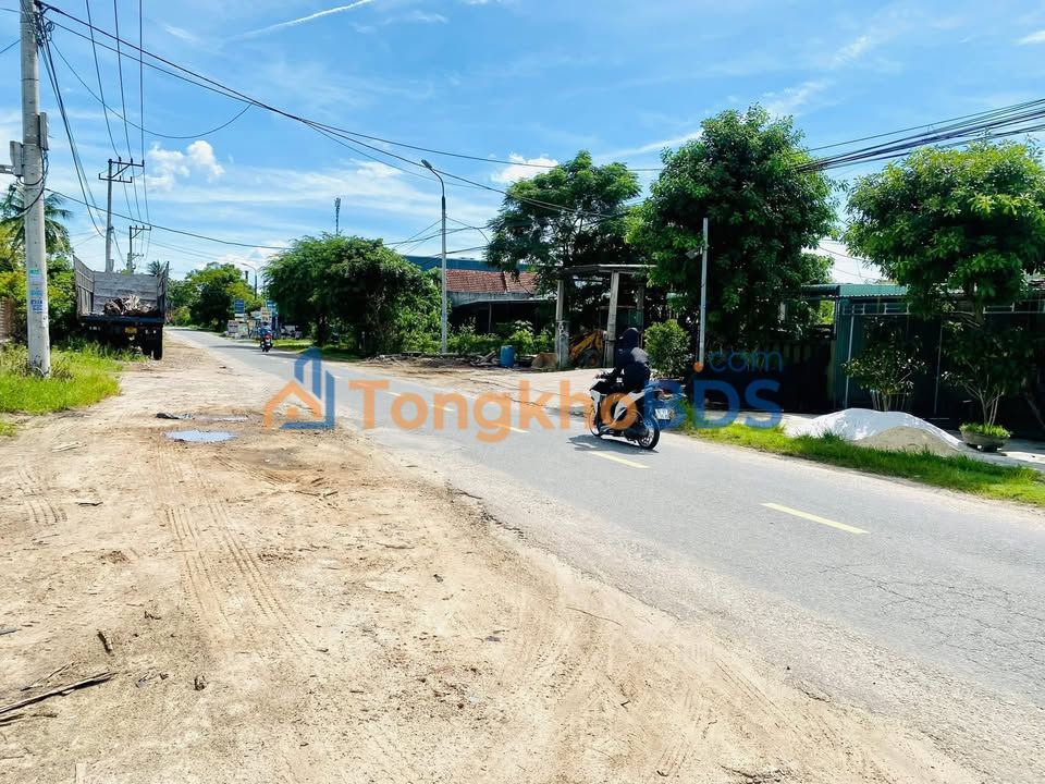 Đất nền Quốc Lộ 14E Thăng Bình 200m² 1.9 tỷ - Đường to ô tô