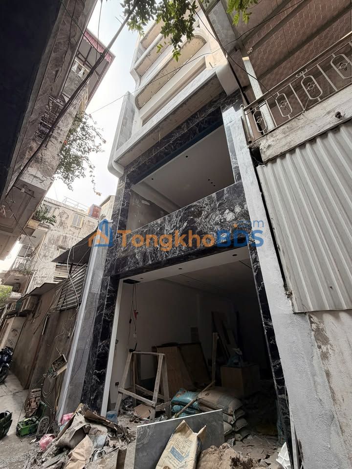 Nhà Nguyễn Văn Cừ 52,5m² giá 21,5 tỷ - Chính chủ bán