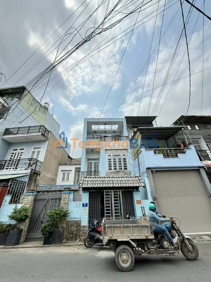 Nhà phố Quận 12 75m² 7.49 tỷ - Ô tô vào tận nhà