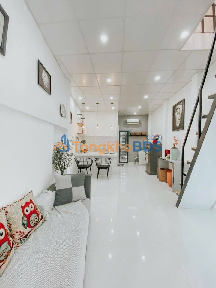 Nhà nguyên căn Nguyễn Công Hoan 60m² 10 triệu - Full nội thất sẵn ở