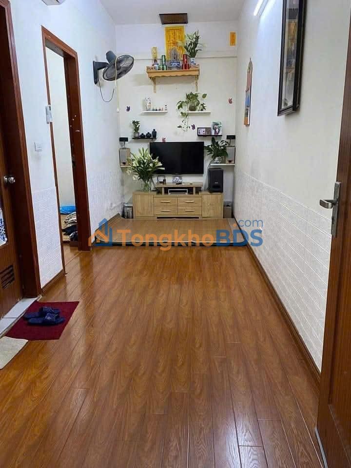 Căn hộ CT10 Kim Liên 36m² giá 2.23 tỷ - Bàn giao ngay