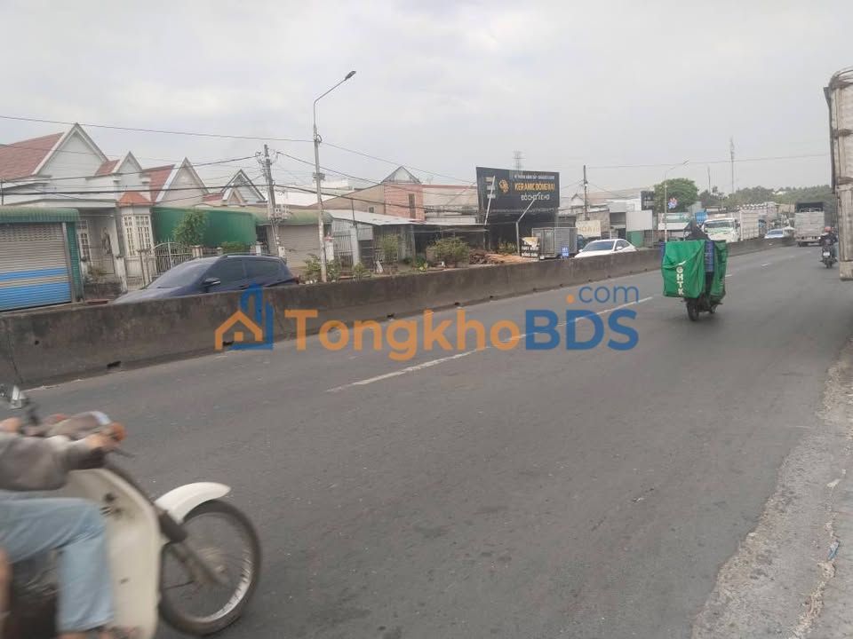 Nhà mặt tiền Quốc lộ 1A Bình Tân 209m² 5,5 tỷ - Mặt tiền KD