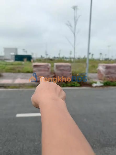 Đất nền 108m² mặt tiền 8m, Hưng Yên mới - Giá chỉ 2.3 tỷ