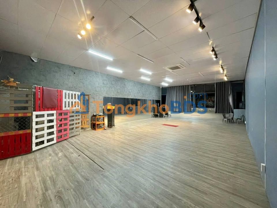 Mặt bằng Đinh Tiên Hoàng Huế 250m² - Mặt tiền kinh doanh