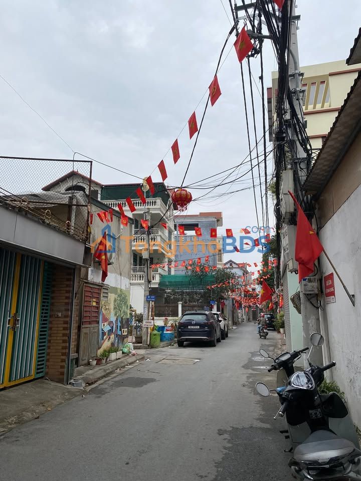 Nhà Ngô Gia Tự Long Biên 67m²/9 tỷ - Ô tô vào tận nhà