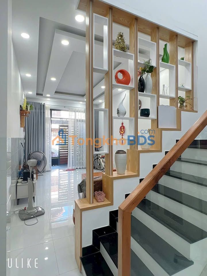 Nhà cho thuê Đinh Lễ Nha Trang 60m² 15tr - Ô tô vào tận nhà
