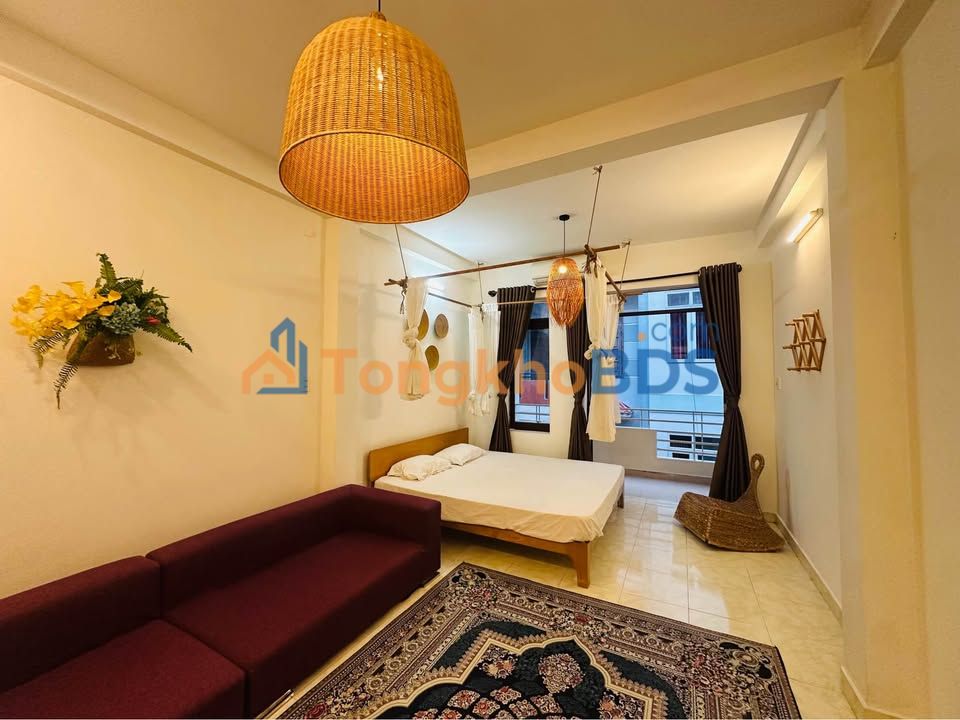 Nhà nguyên căn Phố Tây Nha Trang 1tr/đêm - Sẵn sàng ở ngay