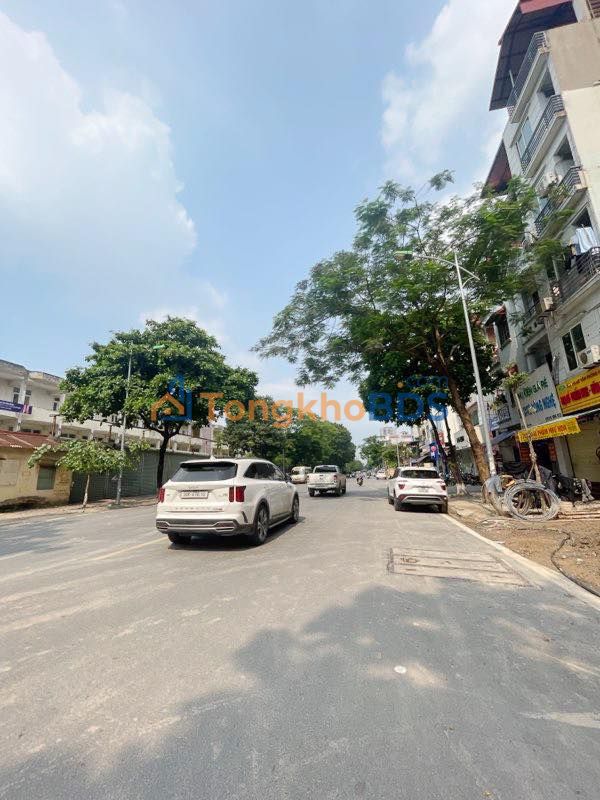 Nhà riêng Cầu Giấy Trần Quốc Hoàn 46m² 19 tỷ - Ô tô vào tận nhà