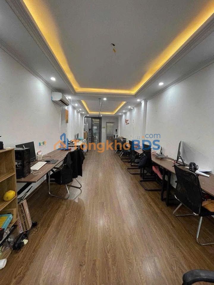 Văn phòng Ngõ 9 Nguyễn Khang 150m²/12 triệu - View thoáng