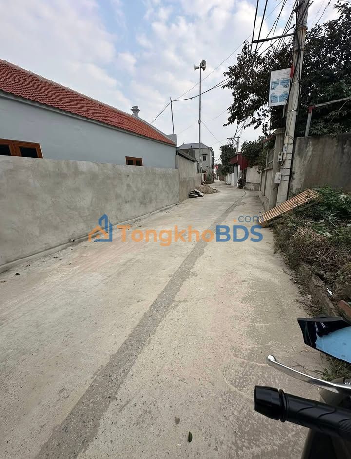 Đất nền Thôn Làng Đông Xuân 120m² giá 3 tỷ - Sổ đỏ chính chủ