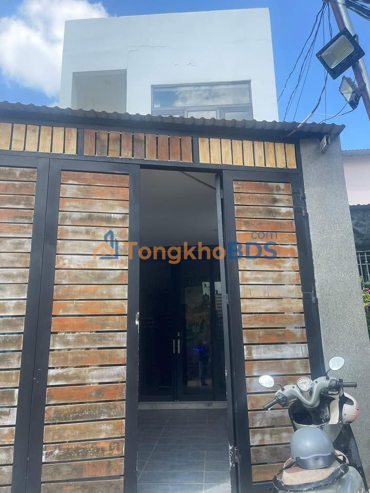 Nhà Hòn Nghê Nha Trang 60m² 1.3 tỷ - Ô tô vào nhà