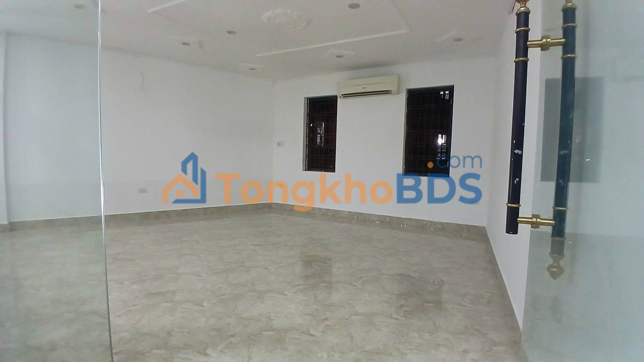 Mặt bằng Bờ Sông Sét Hà Nội 100m2 13 triệu - Thích hợp KD