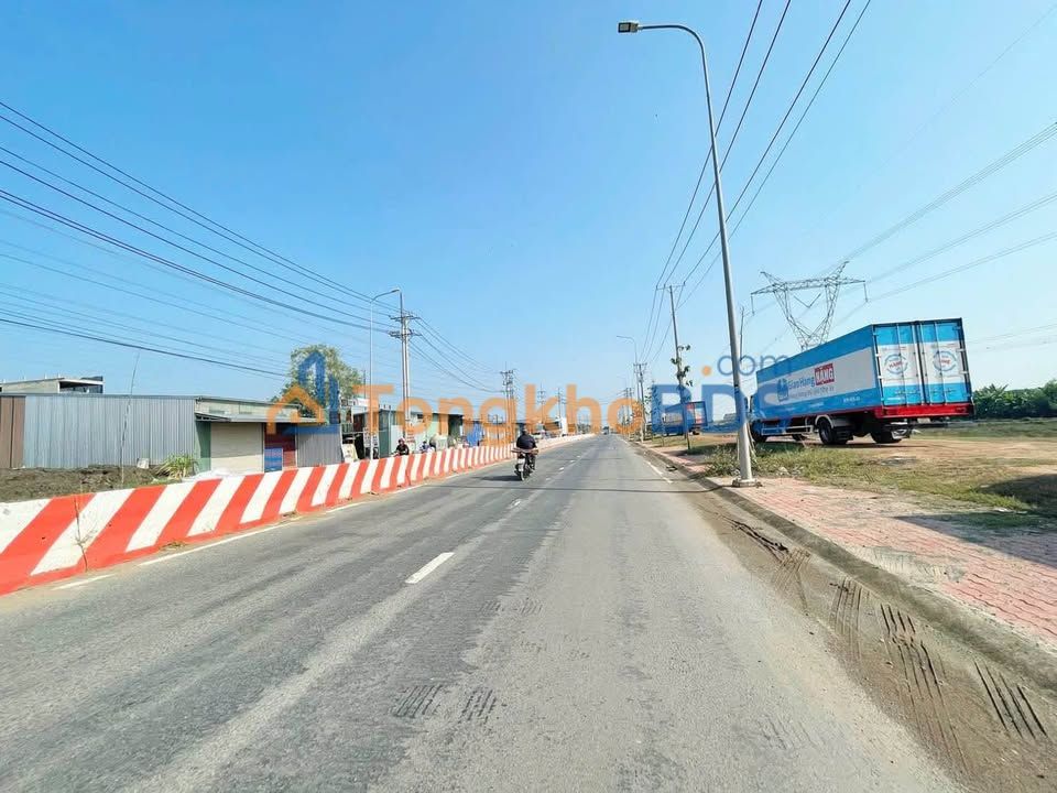 Đất Kênh Tây Mỹ Hạnh Nam 135m² 1.5 tỷ - Thổ cư 100%